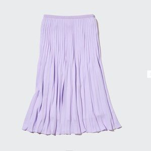Lavender Uniqlo Pleated Midi Skirt size Medium.